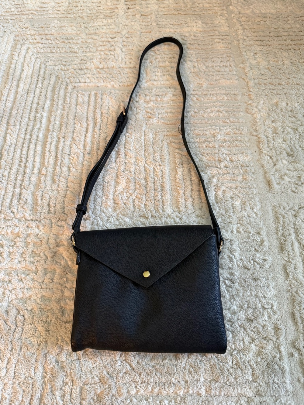 Lucky Brand Black Envelope Crossbody Bag Gold Hardware Adjustable Strap